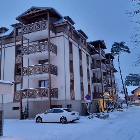 Sosnowy Zakatek - Rezydencja Park Rodzinna Mielno  Exterior photo